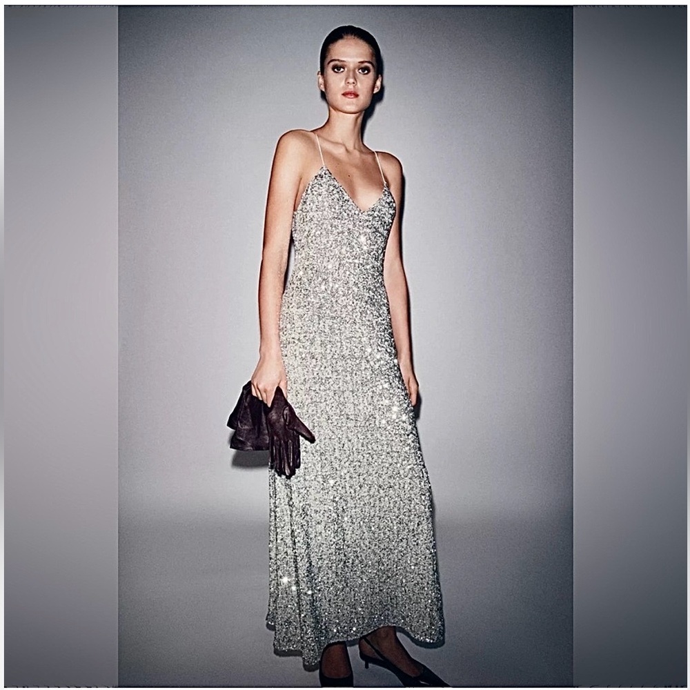 Zara long sequin silver v-neck midi dress sz.XS